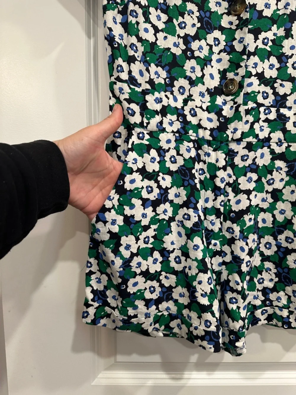 Olivaceous Green Floral Short Sleeve Romper - Picture 5 of 9